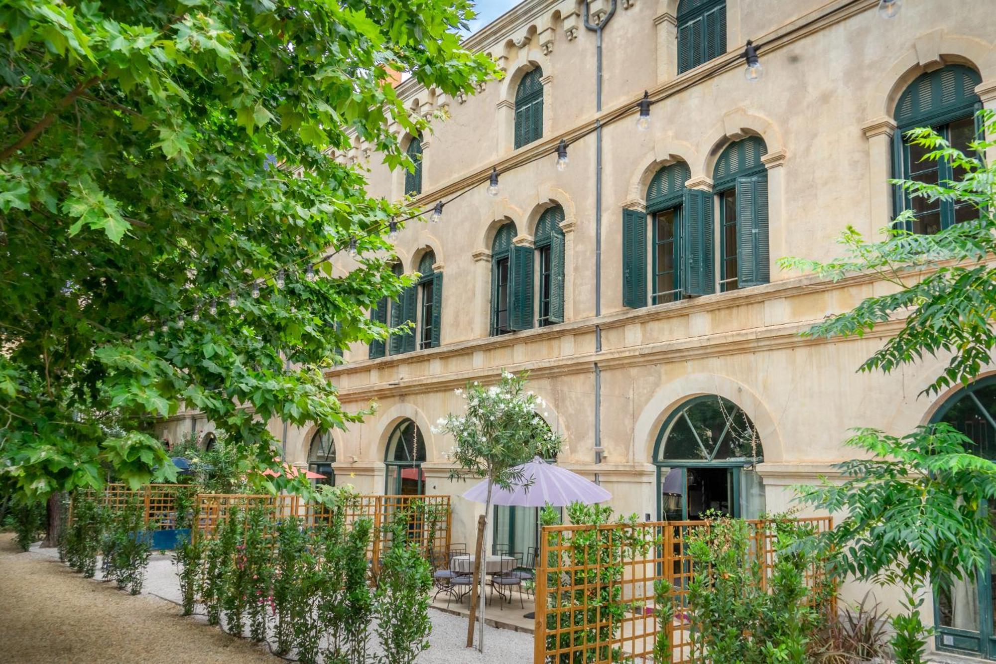 Couvent Des Ursulines: Historic Pezenas Retreat for Families and Groups Villa Exterior photo